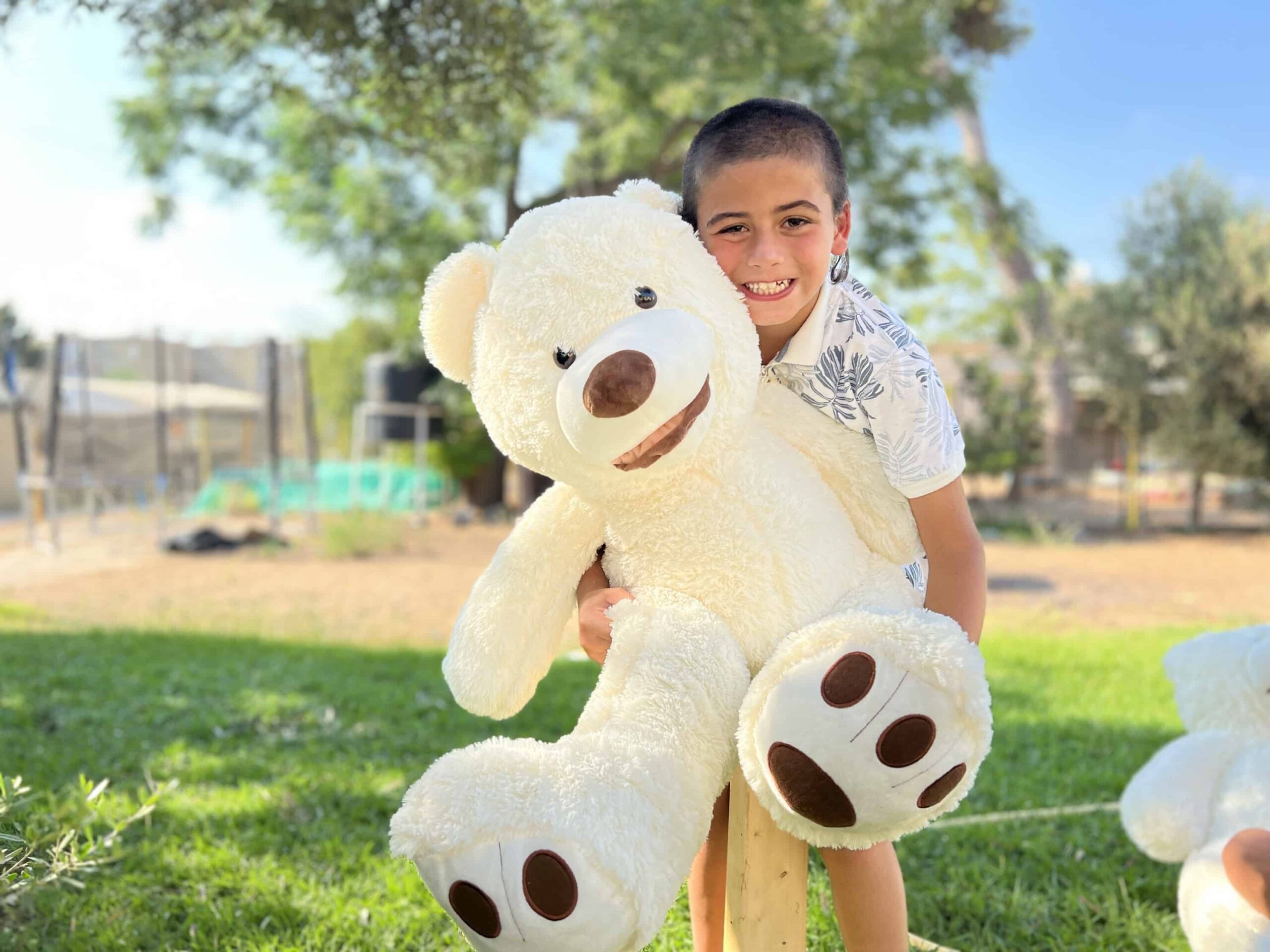 דובי גדול מטר (100 ס״מ) בעיצוב אמריקאי – שמנת עם כפות רגליים מנוקדות — שמנת · 1 מטר